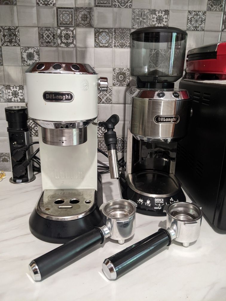 Set DeLonghi Dedica.