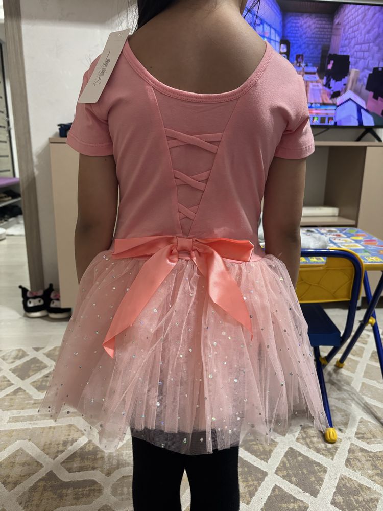 Купальник для танцев розовый 5-6лет