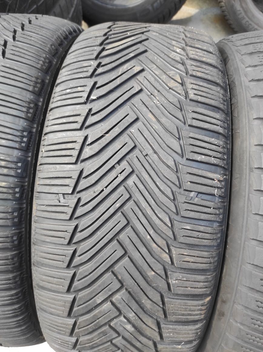 215/50/17 Michelin/Nexen