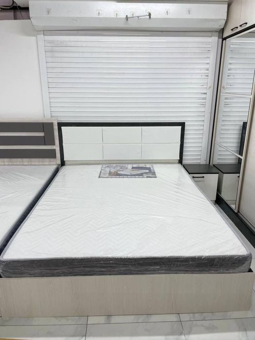 Двуспальная кровать от Comfort mebel