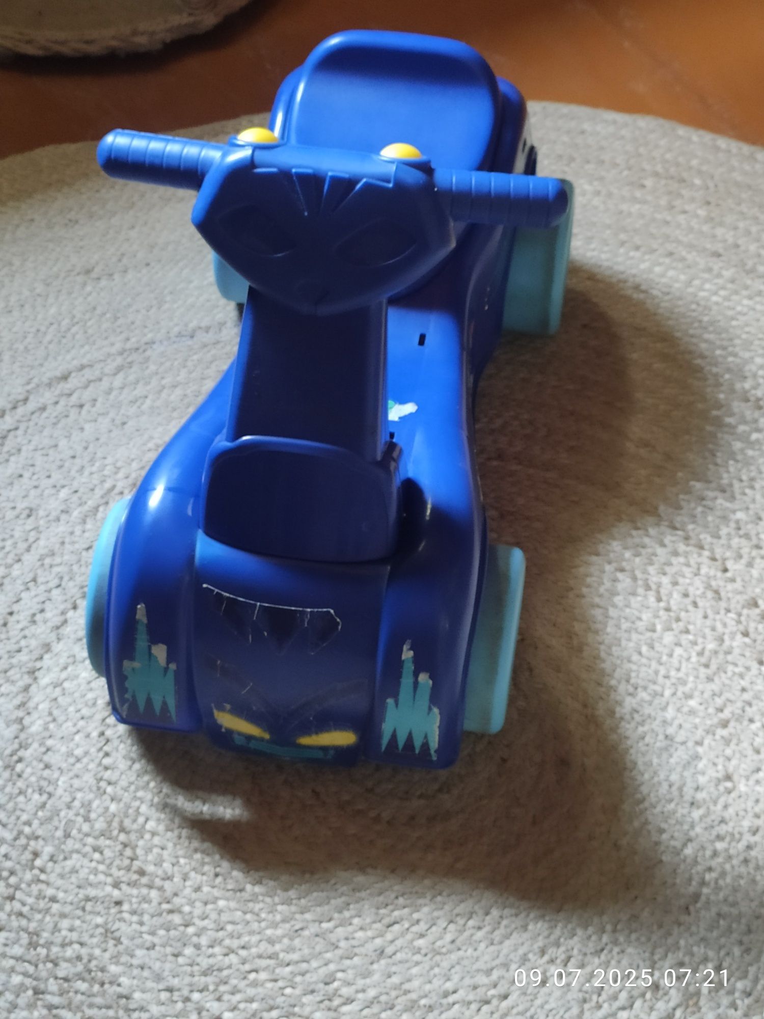 Машинка детская от 1-3 лет
