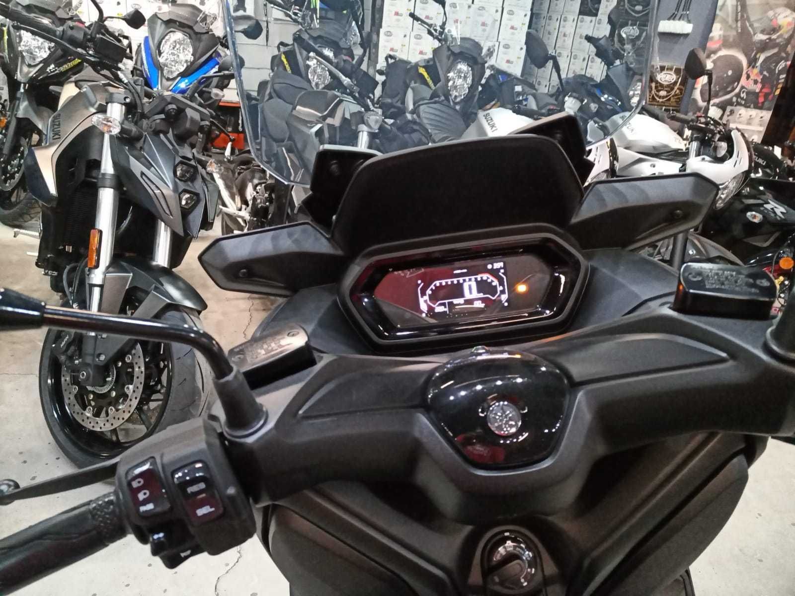 Yamaha X-Max 125 2024 0 km in curand cu B - Yamaha Constanta