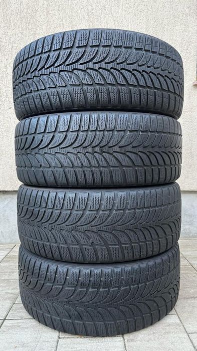 Set anvelope / cauciucuri iarna 225/45/18 Brigestone Blizzak