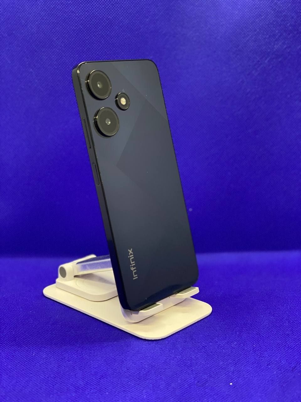 Infinix hot 30i sotiladi 128/8Gb