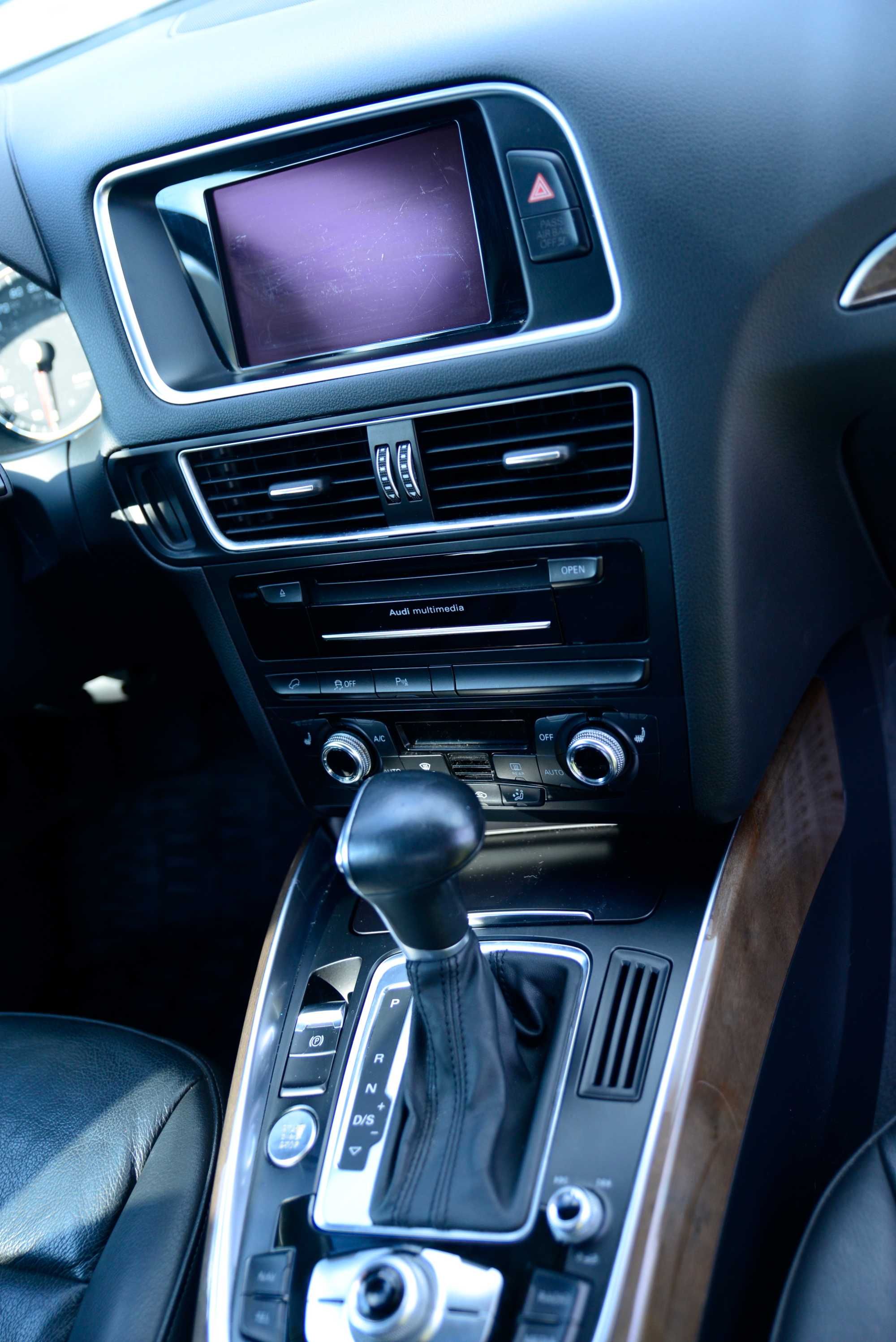 Audi Q5 2.0 TFSI * FACELIFT* Pano*