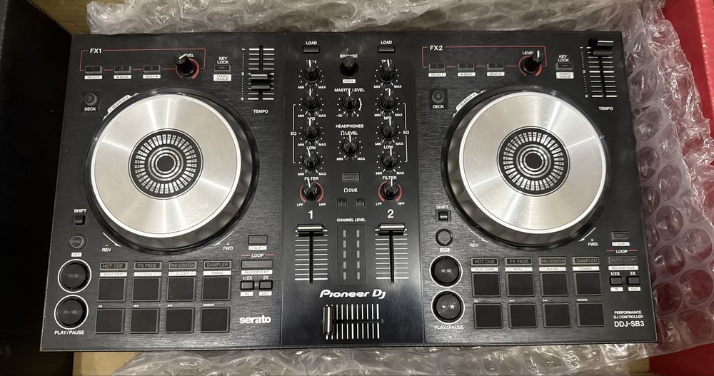 Pioneer DJ DDJ-SB3 – DJ контролер