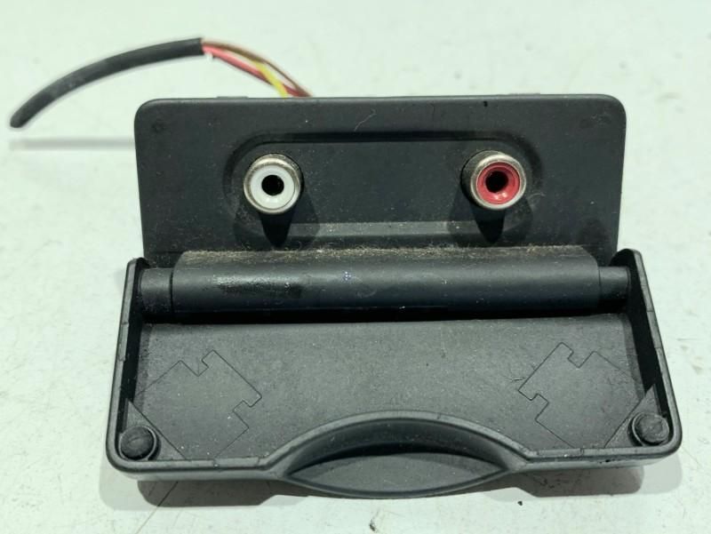 port auxiliar aux Renault Megane 3 (2008-2012) 280230001R