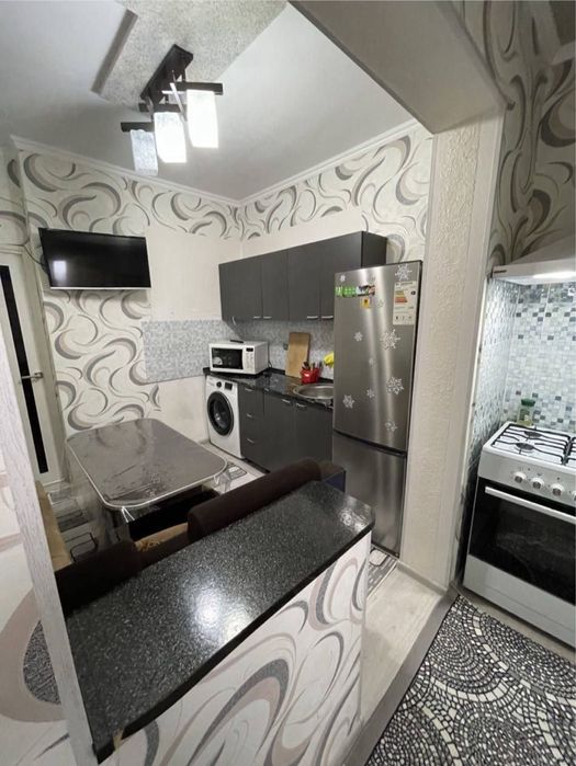 Продаю квартиру в Яшнабадском районе Лисунова-1, 1-комнатная 42 м2