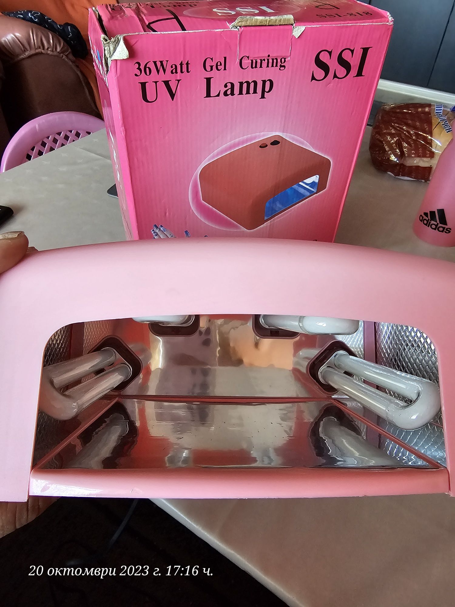 UV LED лампа за гел лак