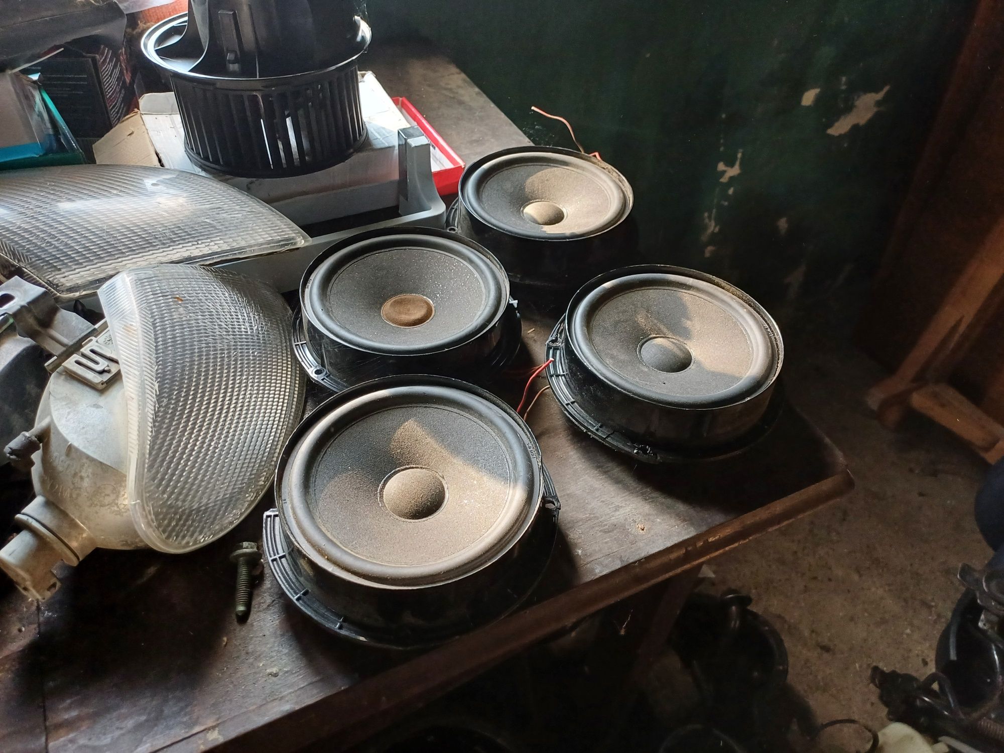 Dezmembrez VW Passat B4 Intermediar