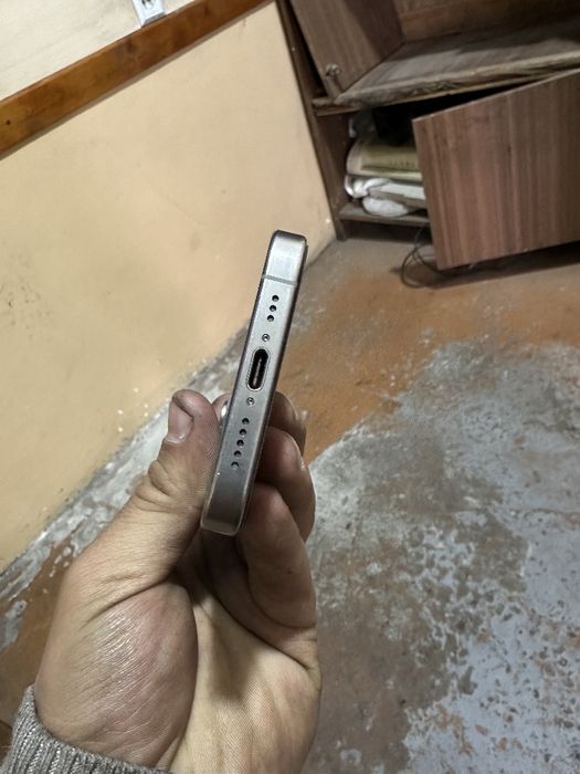 Srochna sotilad iphone 15 pro koropka dok bor !!!