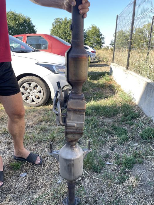 Catalizator Toyota Prius mk 4 (2017)