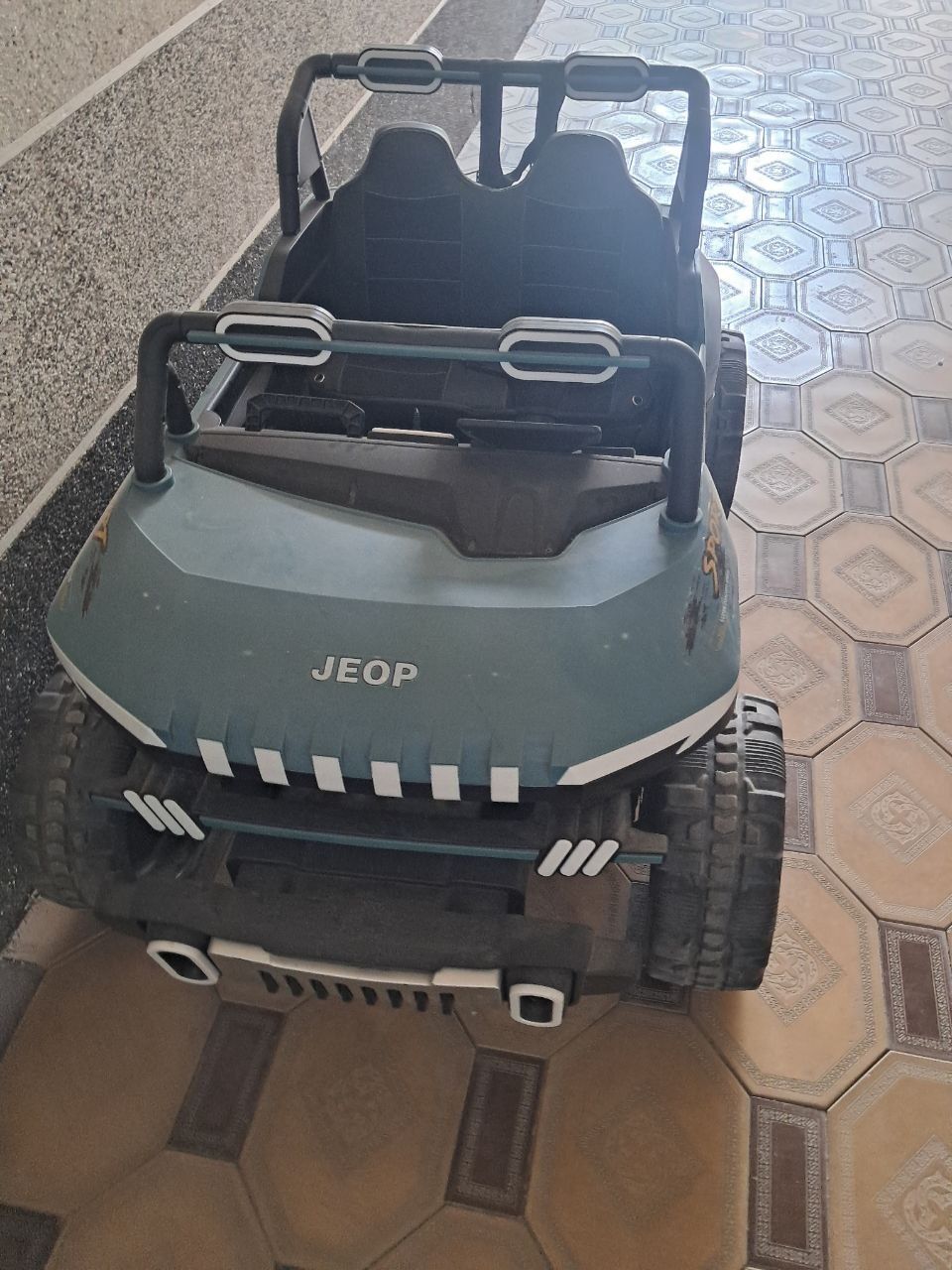 Jeop bolalar uchun moshincha yangidak