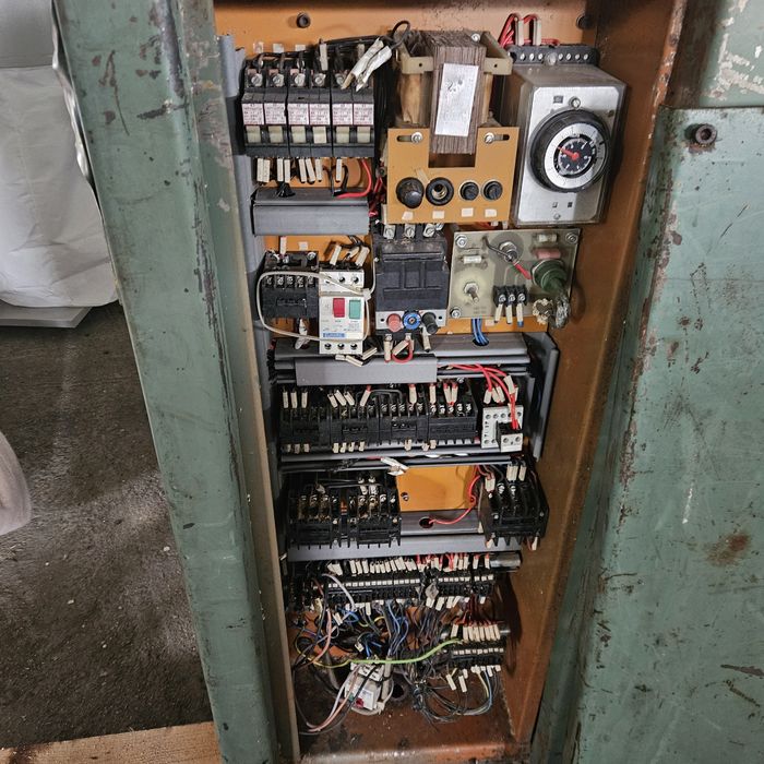 Щрайхмус 610 мм.4 бр.ножове главен мотор 7,5 kw.