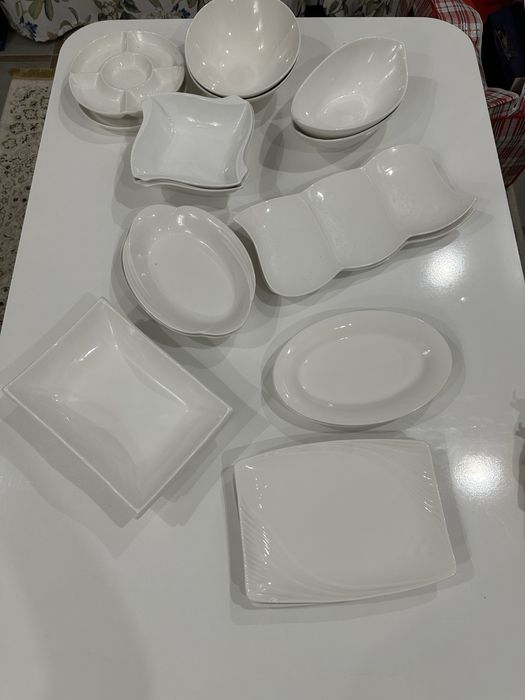 Продается белая посуда по 2шт каждый