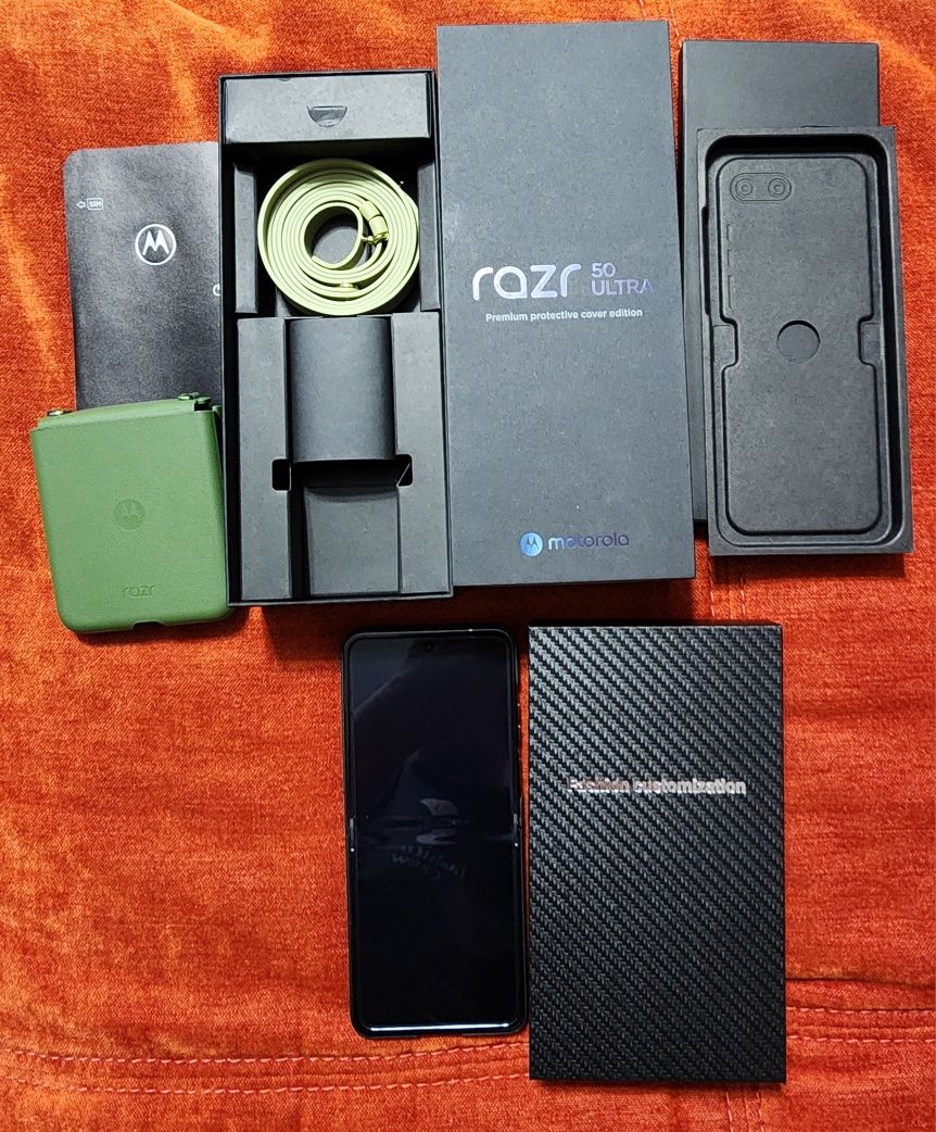 Motorola RAZR 50 Ultra 512gb Garanție Reală Ca Nou + Husă Aramid Fiber