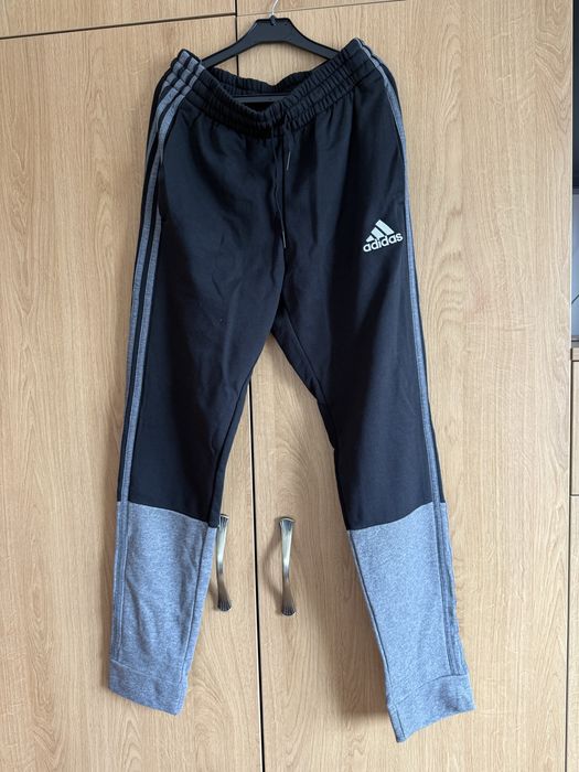 Pantaloni Trening Nike Tapered Leg-Marime M-Noi/Cu Eticheta