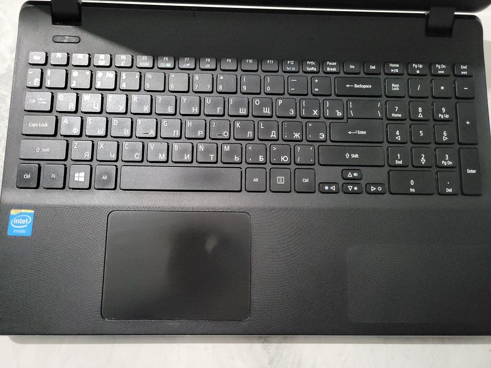 Notebook Acer 512 talik