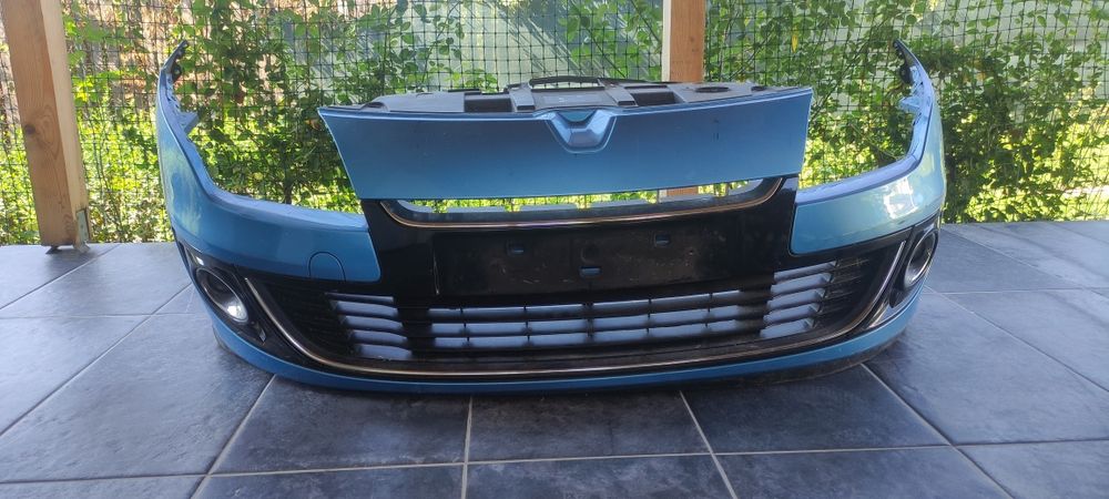 Vând bară față completă Renault Megane 3 originală