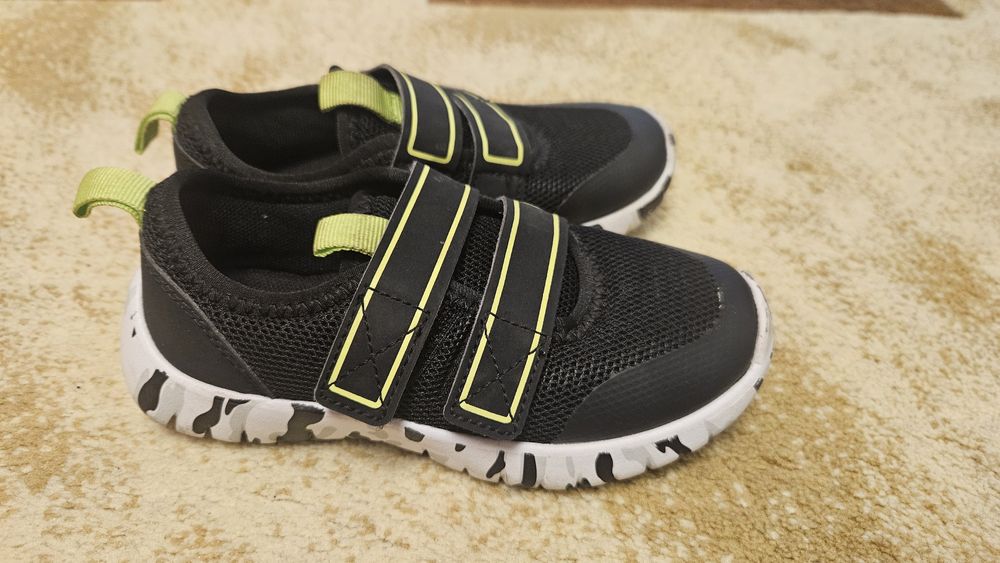 Adidași copii marimea 27