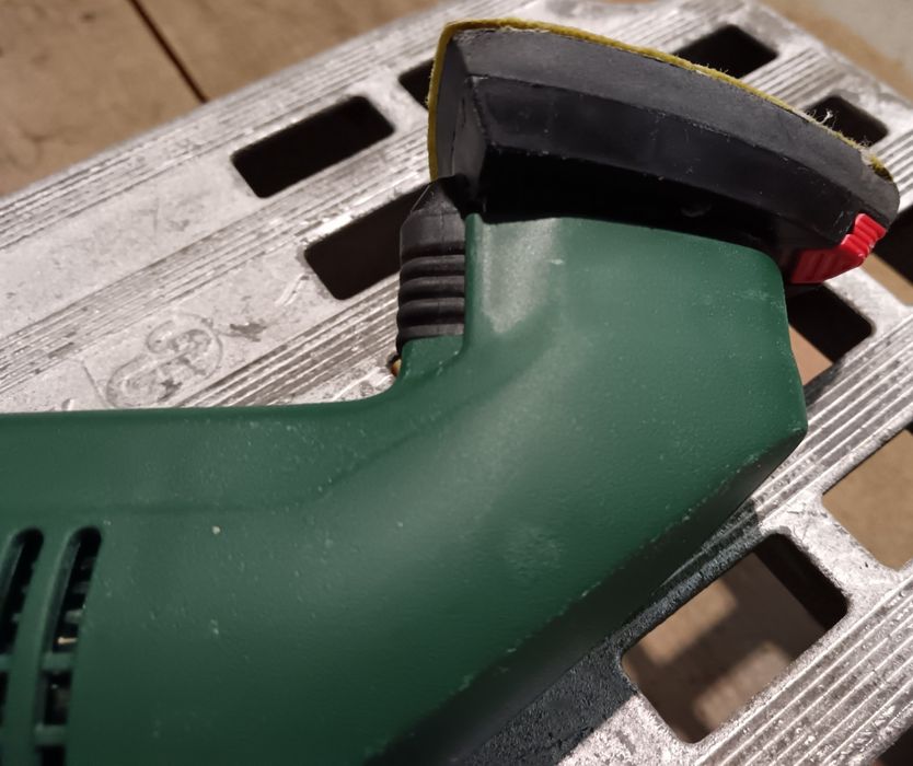 Șlefuitor BOSCH PDA 120e cu turație variabilă