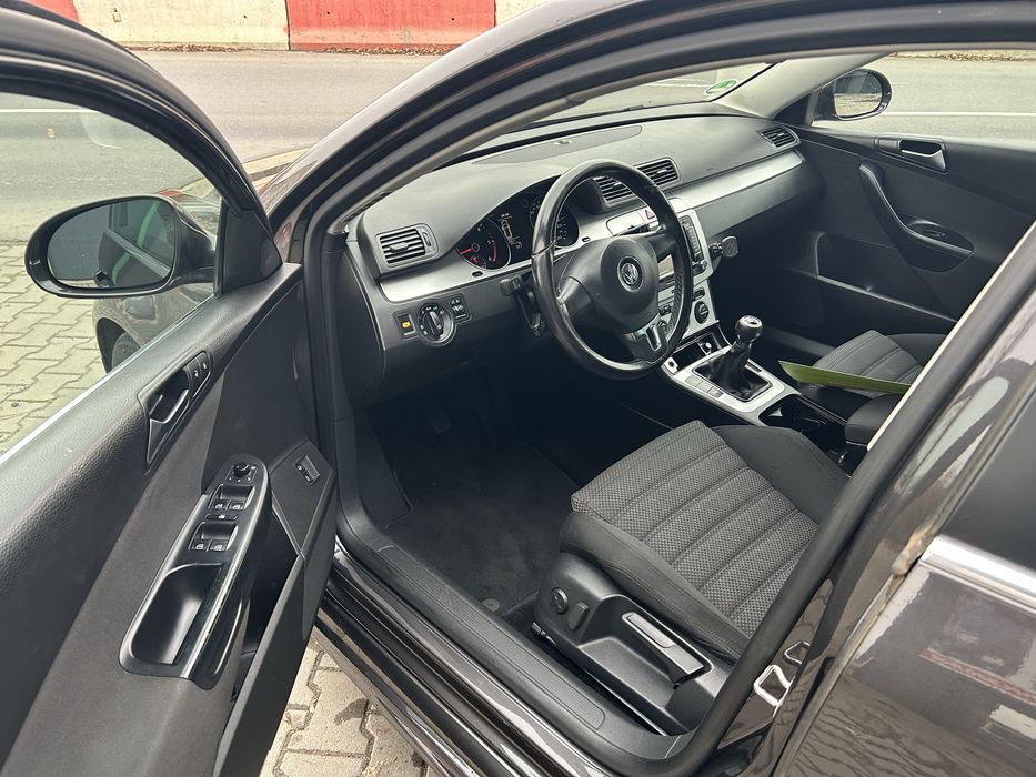 Wv passat2,0 tdi 140 cp R Line