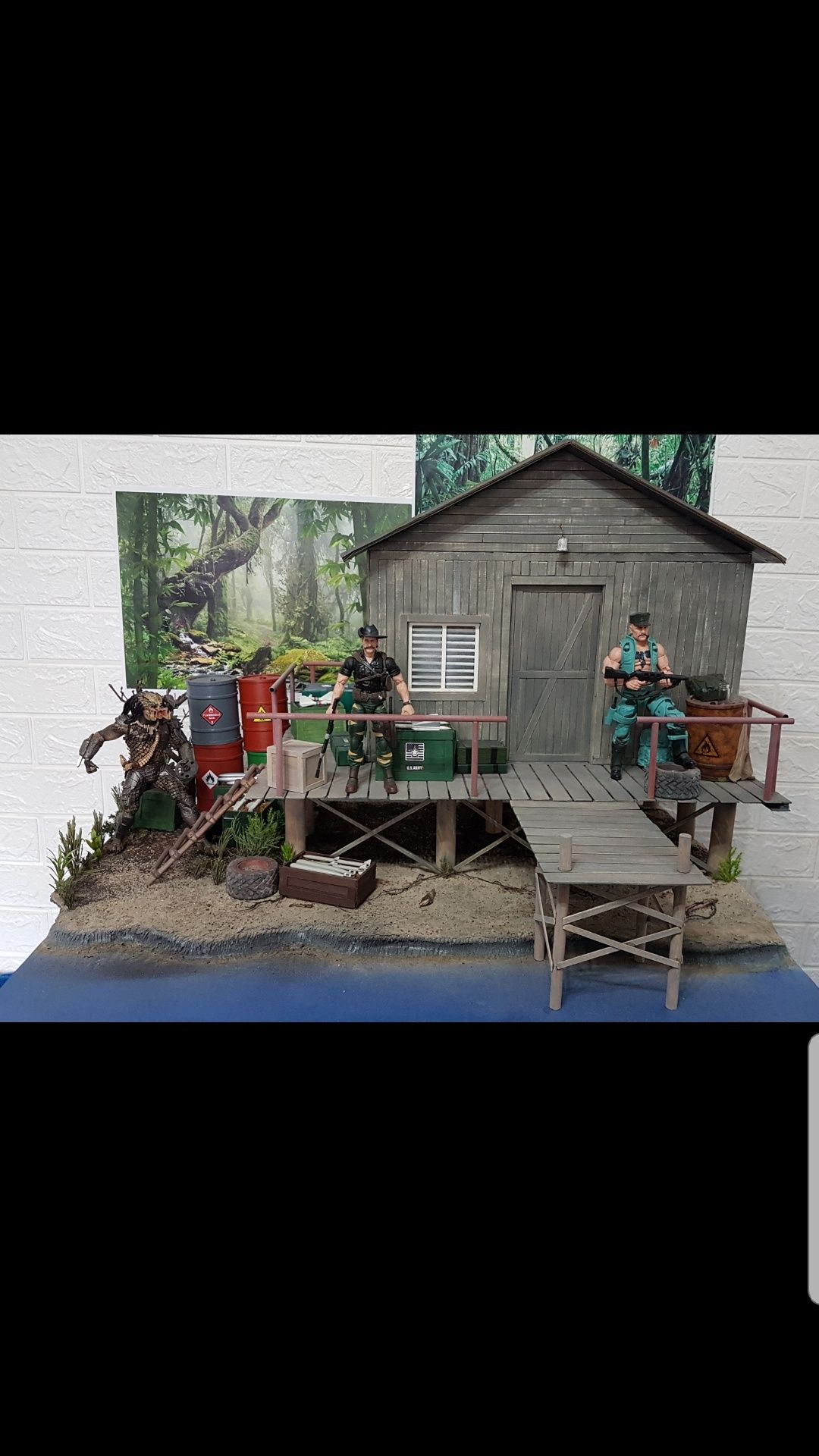 Diorama casa cu ponton