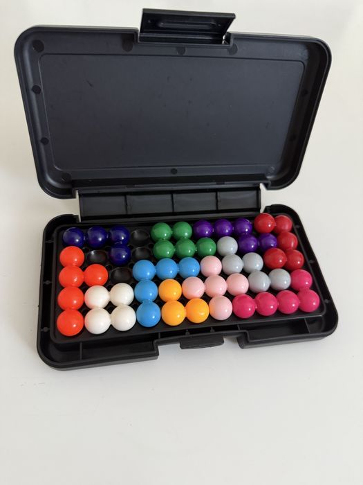 IQ Puzzle diferite moduri de joc