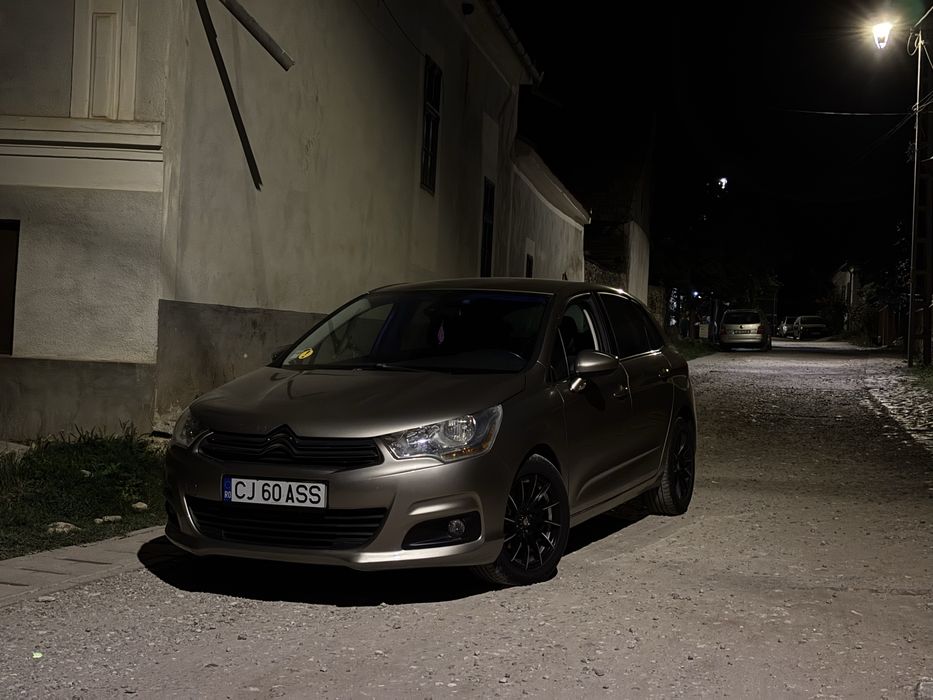 Citreon c4 2013.