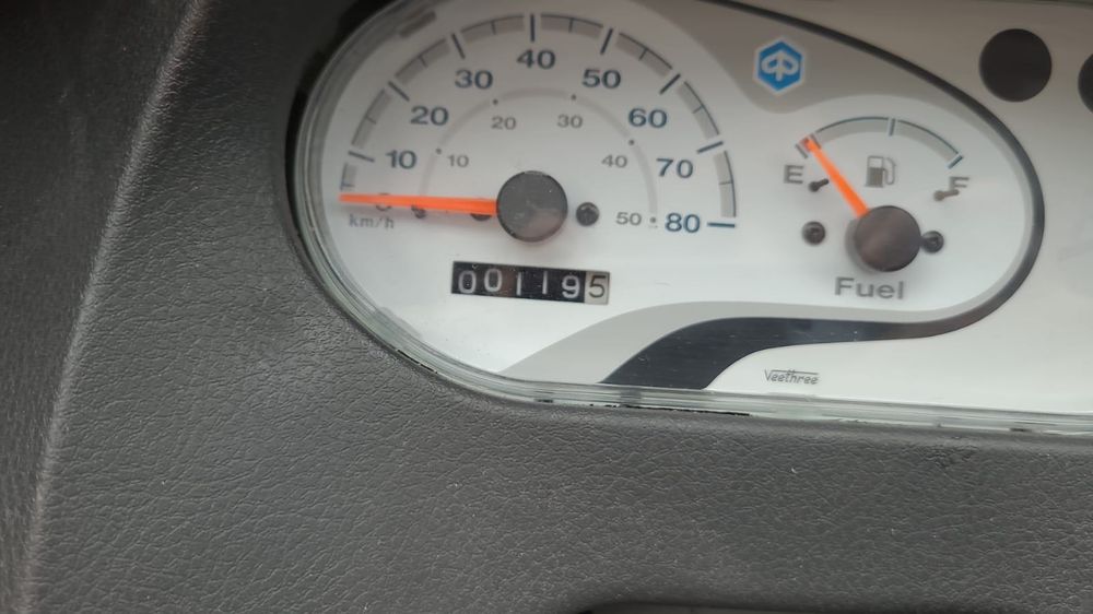 Vând Piaggio Ape 400