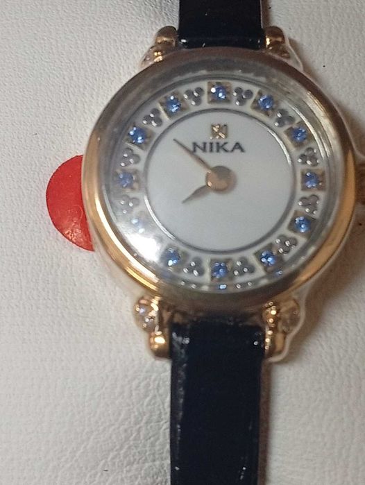 наручные женские часы