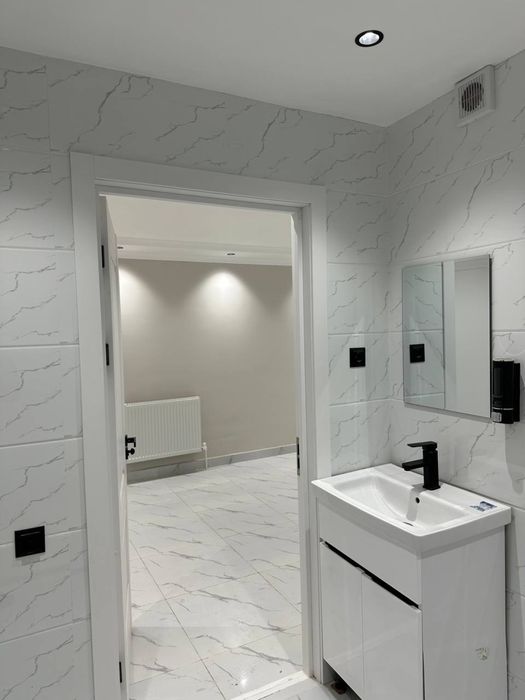 Срочна Продаётся Нежилой Помищения Под офис Чупонота 2я линия 85м2