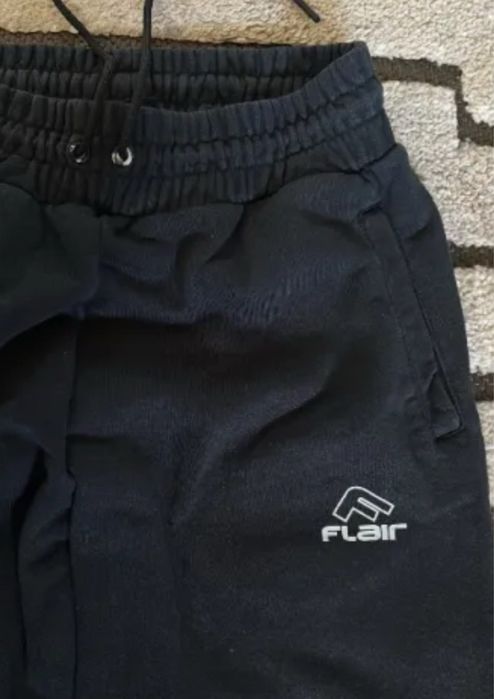 Женски Анцунг Flair черен