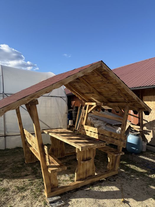 Foisor rustic gradina