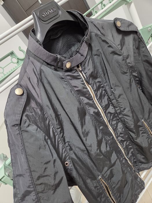 Greaca bărbați Hugo Boss mărimea M-L