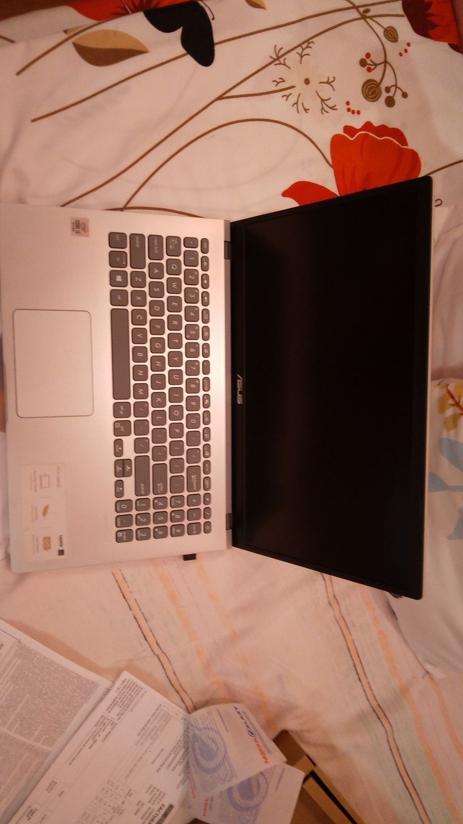 Laptop Asus 15 FHD I3