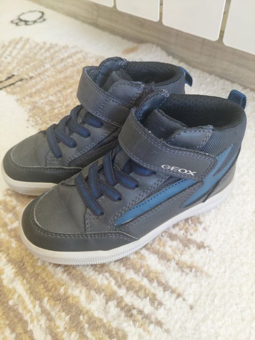 Детски боти Geox