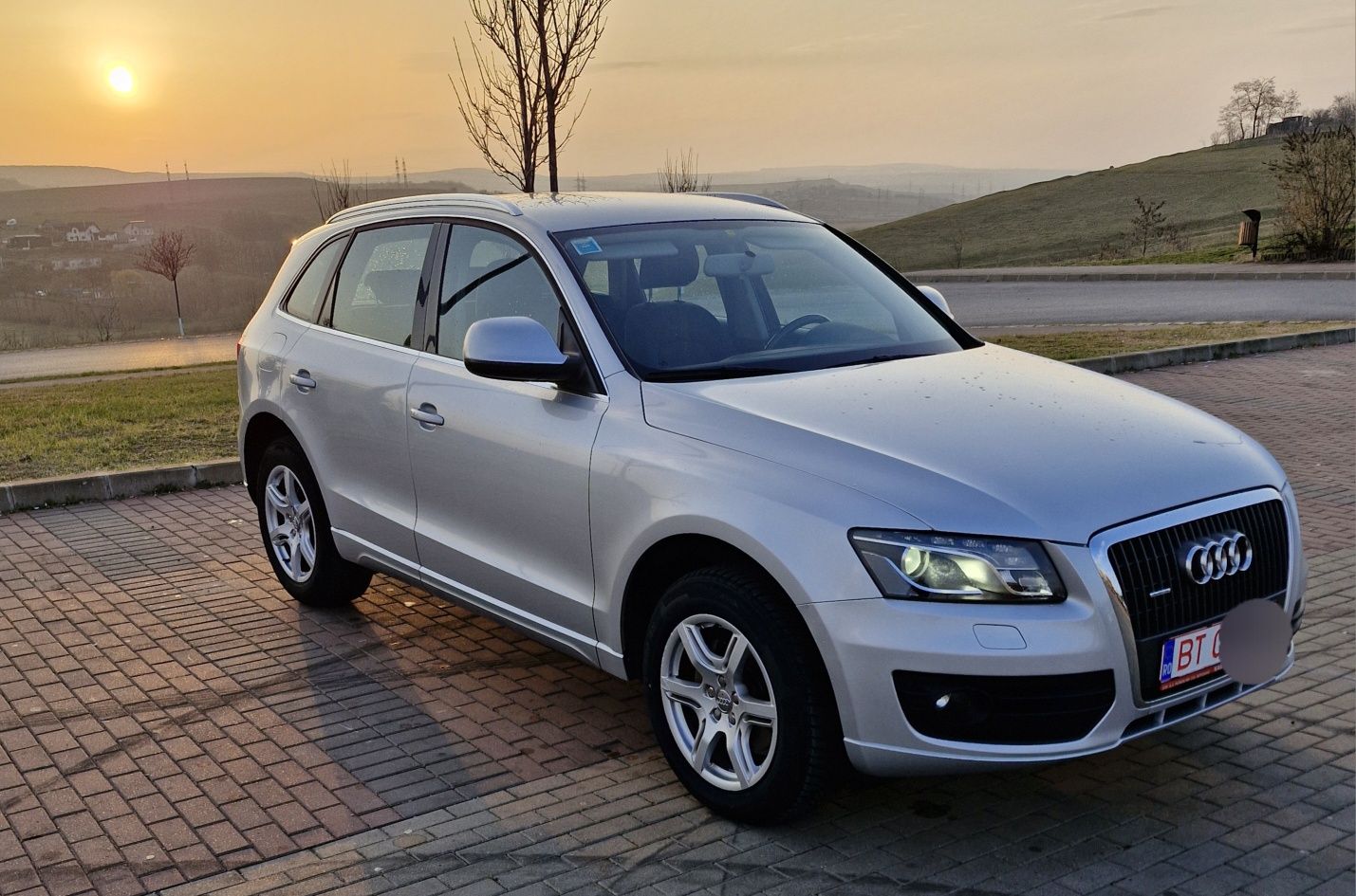 De vânzare Audi Q5-Quattro- automată-2.0 TDI 170 C.P.-RAR EFECTUAT-
