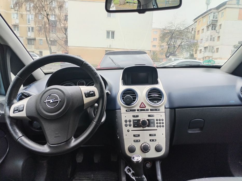 Opel CORSA D an 2007