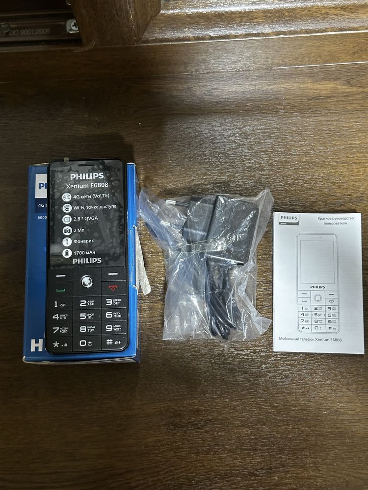 Philips Xenium E6808