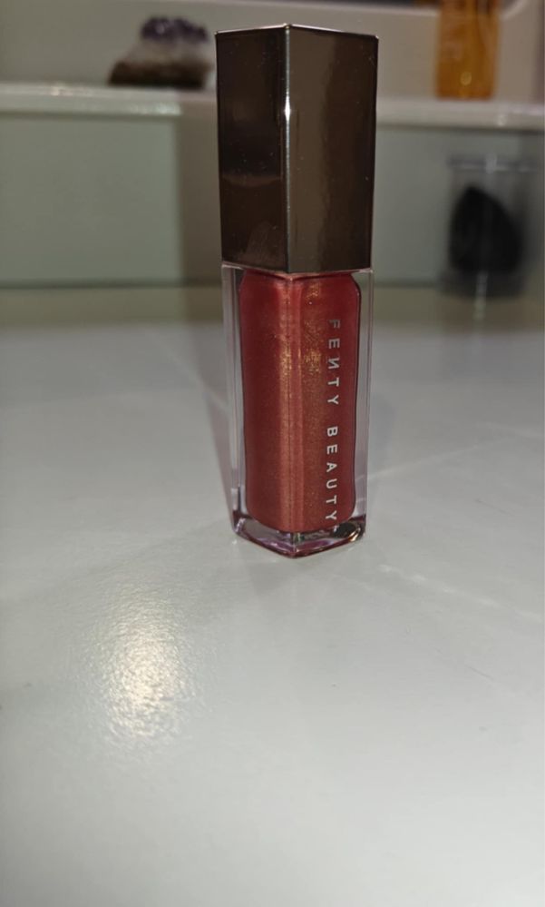 Гримове Huda, Fenty, Anastasia,Tarte, Too faced, Rare beauty