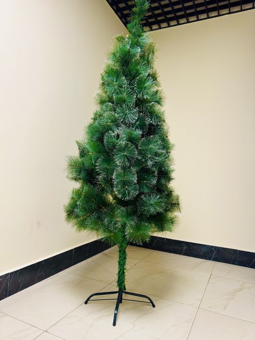 Елка искусственная пушистая