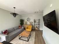 Apartament cu 3 camere luxos,zina centrala