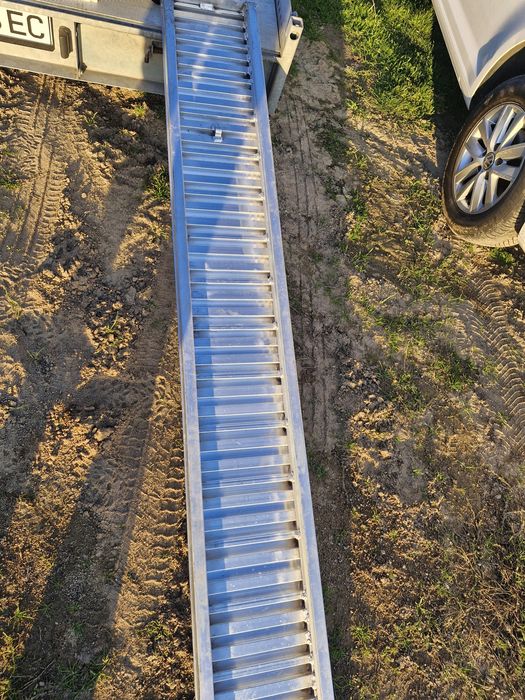 Алуминиеви пътеки за платформа