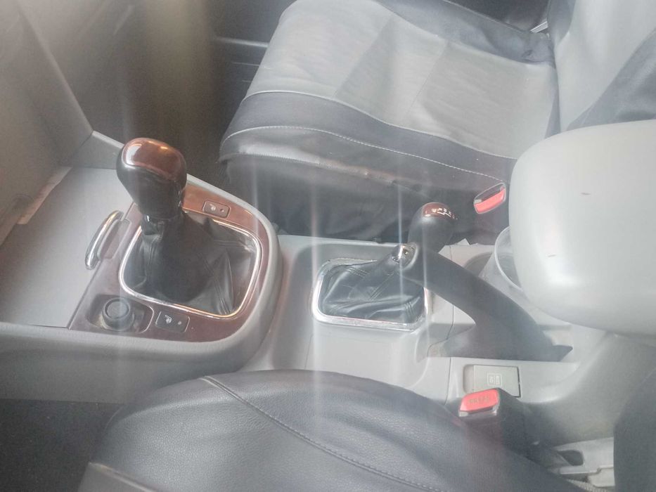 Vând Suzuki Grand vitara