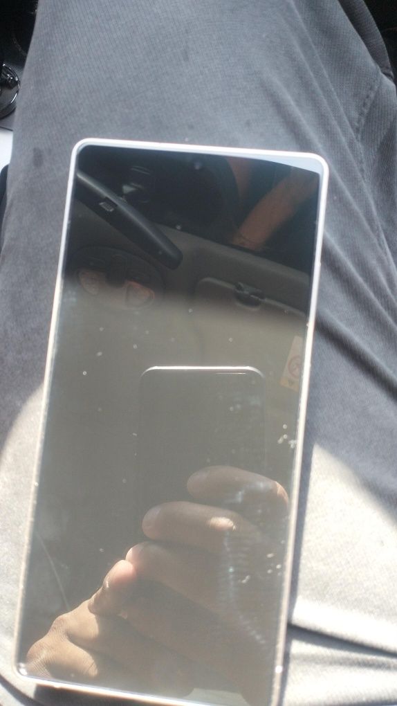 Samsung Galaxy 25 ultra sotiladi