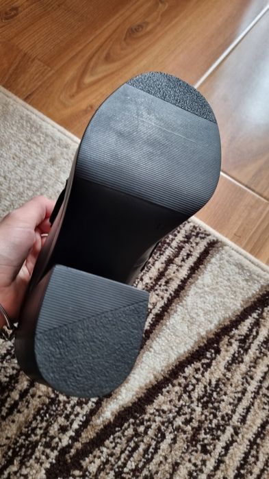 Pantofi de piele tip mocasin