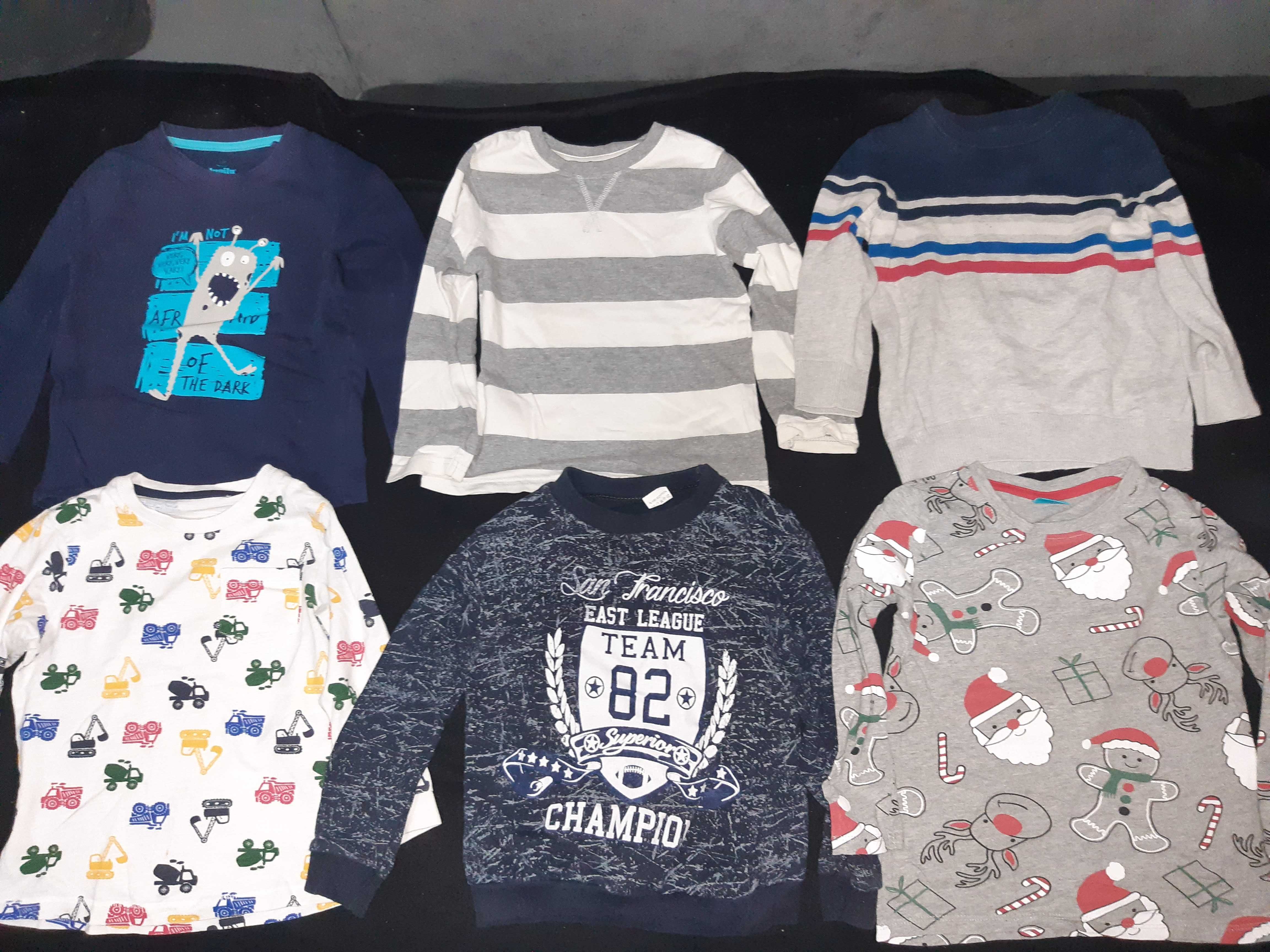 Bluzoane, pulovere, pantaloni băiat cu vârsta de 3-4 ani