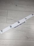 Emblema-Sigla-Logo-Scris-Fata-Spate-Tesla-Dual-Motor-Neagra-Model-3-Y
