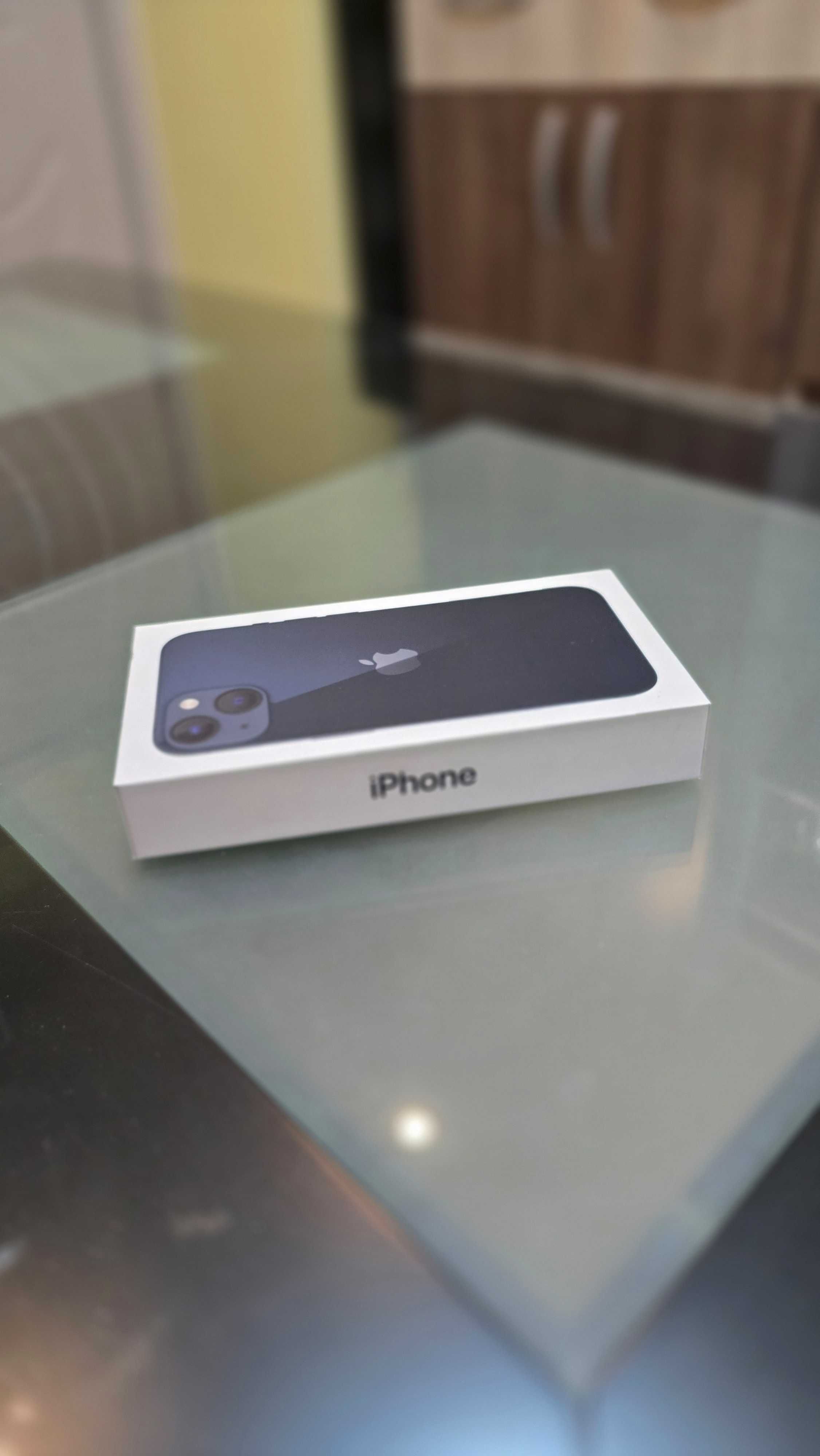 Iphone 13 128 gb чисто нов